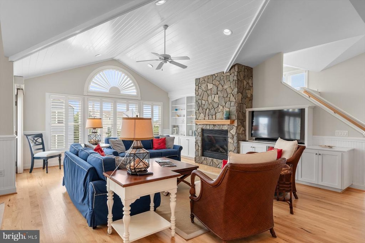  Real Estate for Sale - 7 S 9th St in South Bethany Photo 6