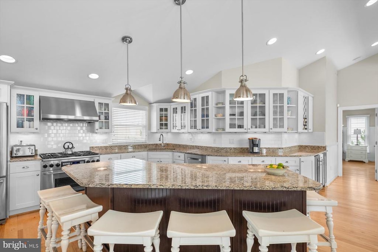  Real Estate for Sale - 7 S 9th St in South Bethany Photo 8
