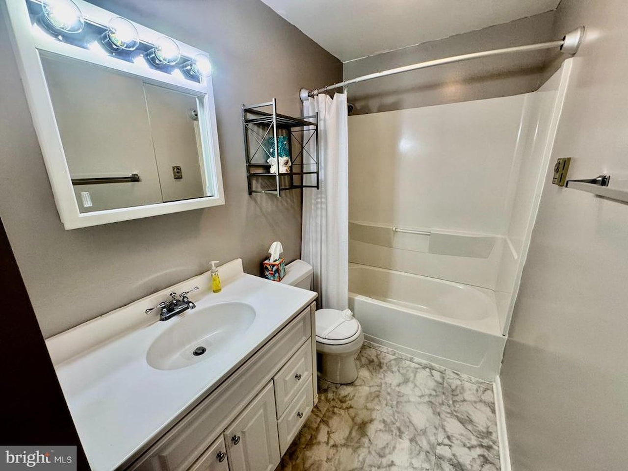  Real Estate for Sale - 67 Seafarer Ln in Ocean Pines Photo 8
