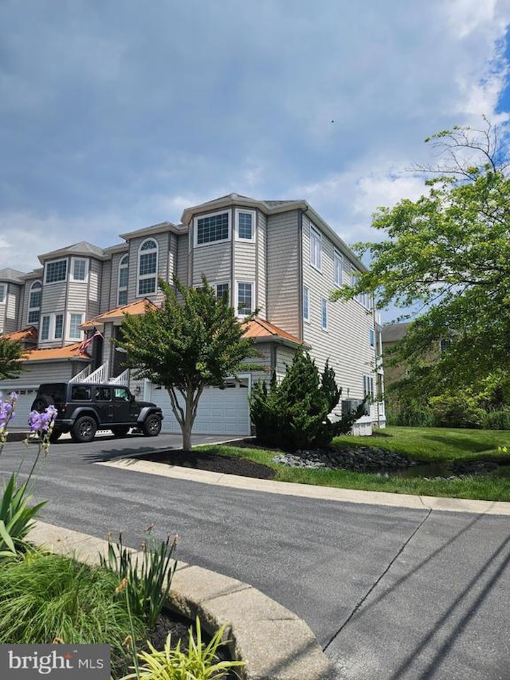 Sunrise Cove Real Estate for Sale - 12901 Old Bridge Rd #1 in Ocean City