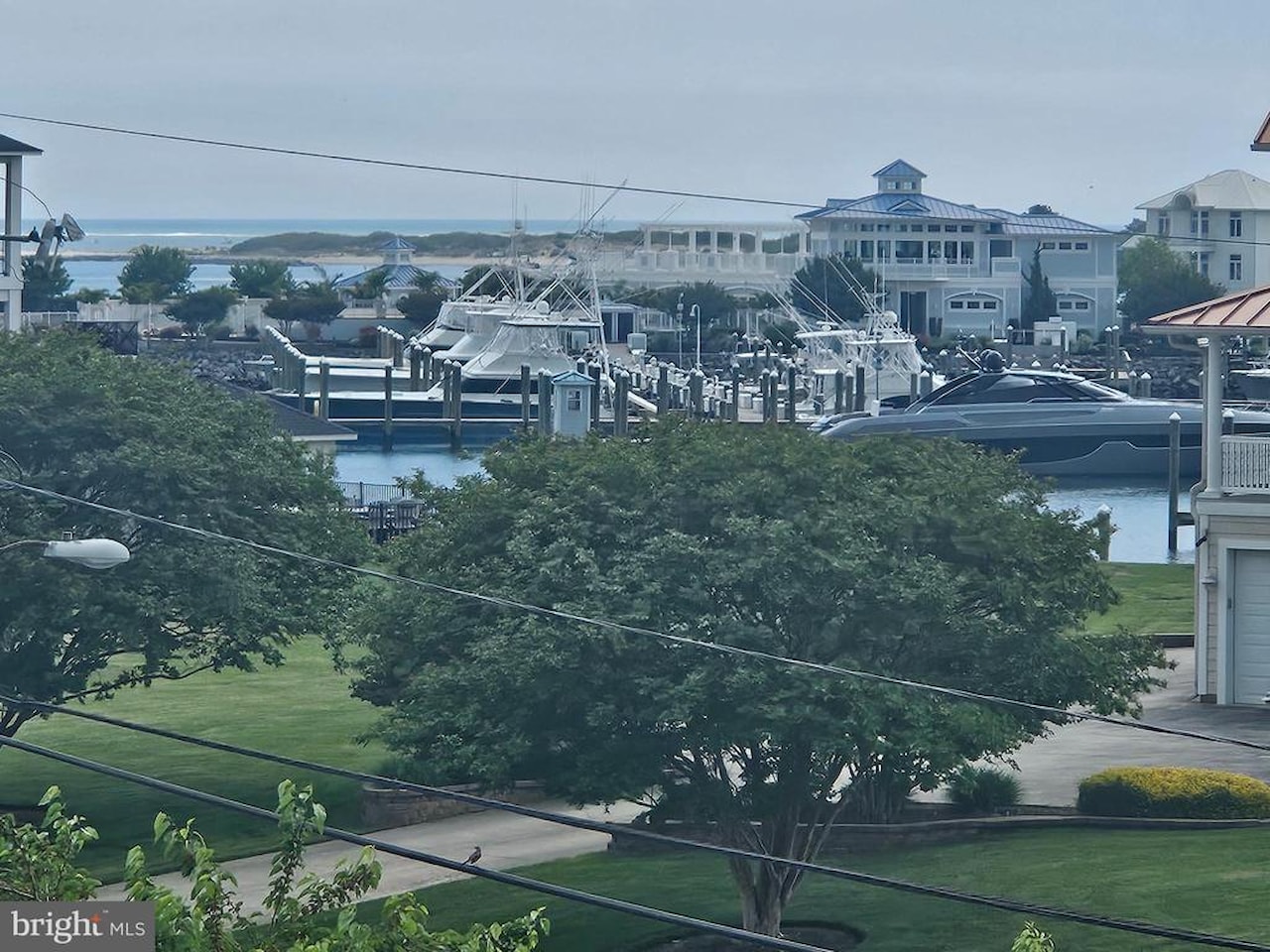 Sunrise Cove Real Estate for Sale - 12901 Old Bridge Rd #1 in Ocean City Photo 3