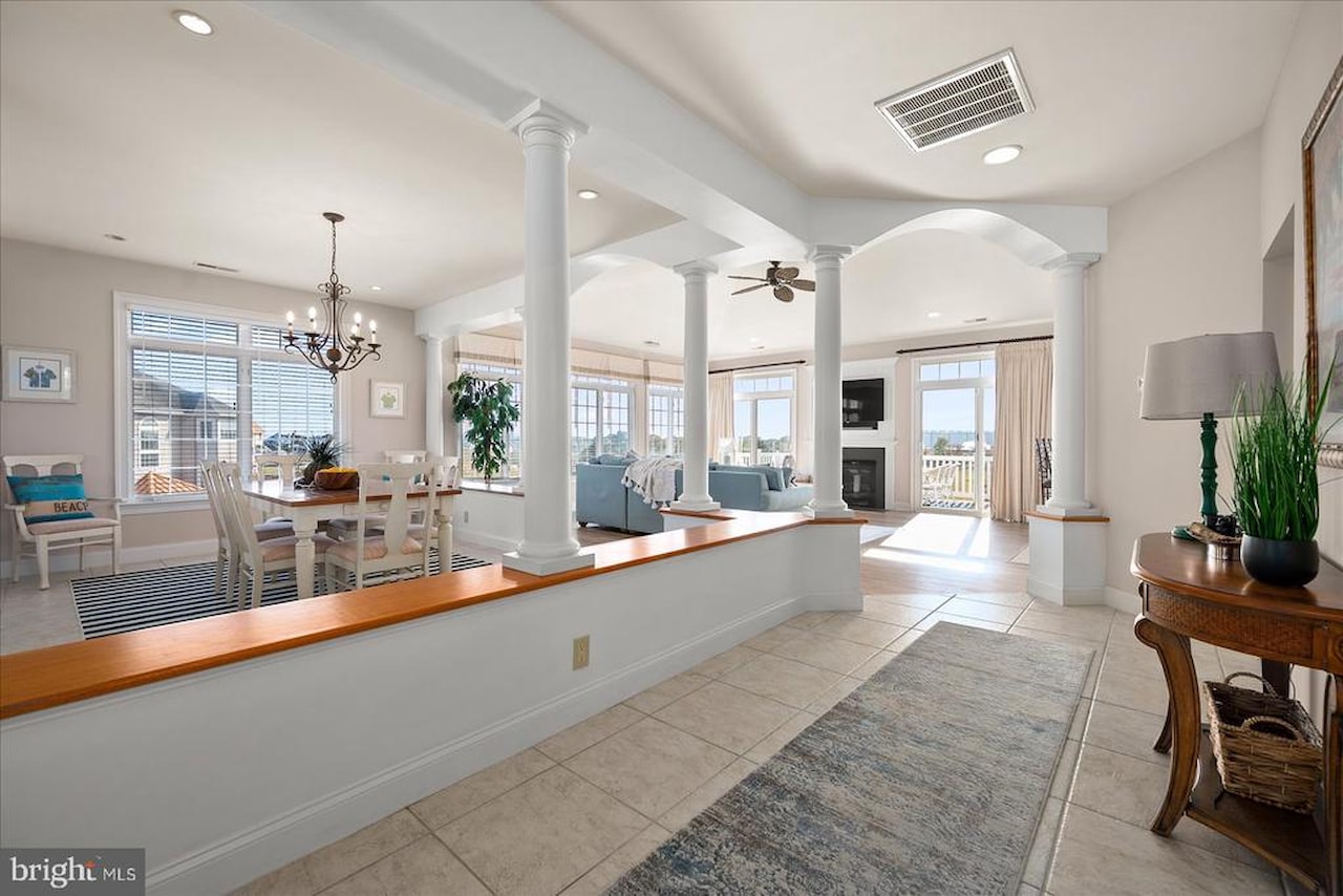 Sunrise Cove Real Estate for Sale - 12901 Old Bridge Rd #8 PH 2 in Ocean City Photo 6