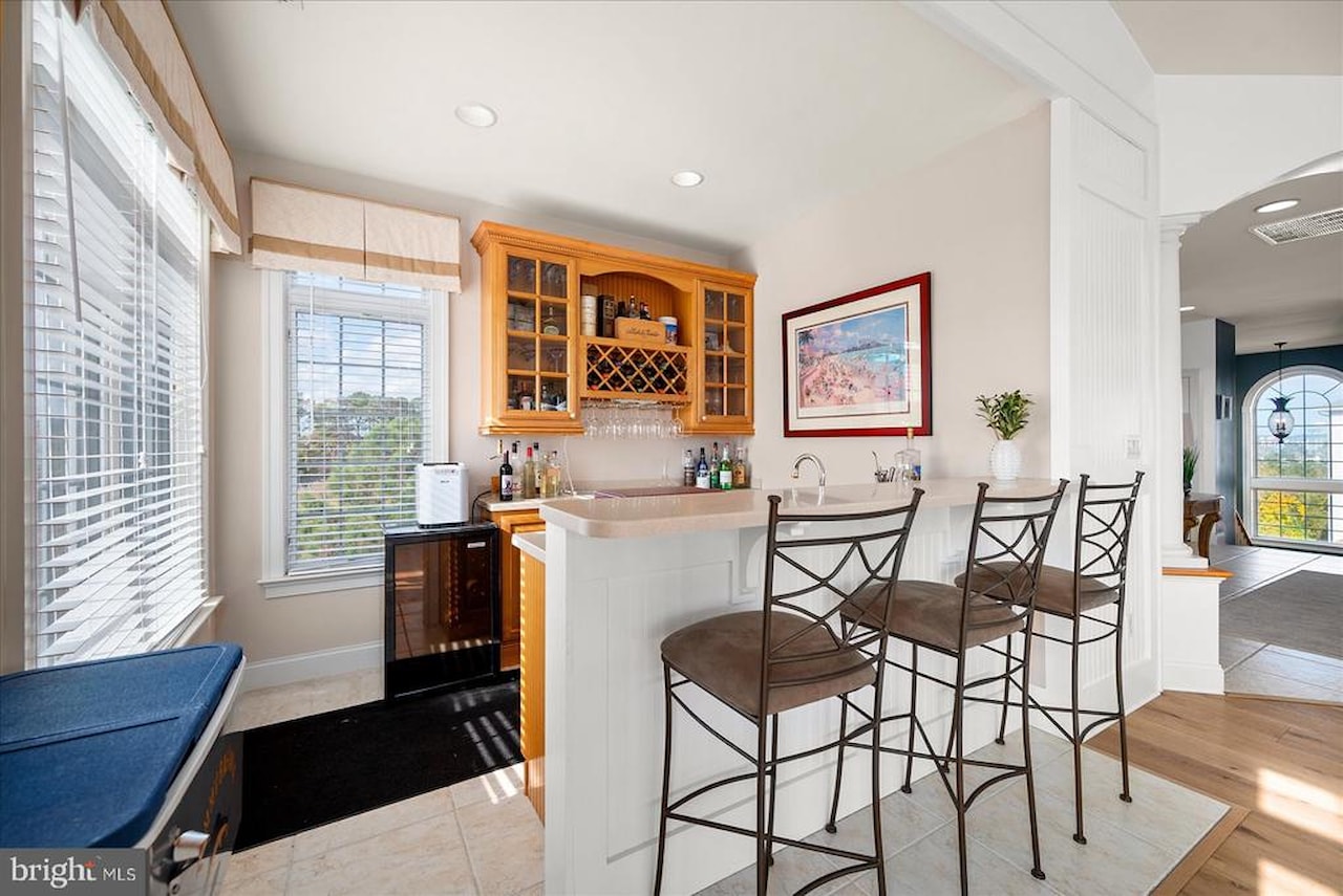 Sunrise Cove Real Estate for Sale - 12901 Old Bridge Rd #8 PH 2 in Ocean City Photo 11