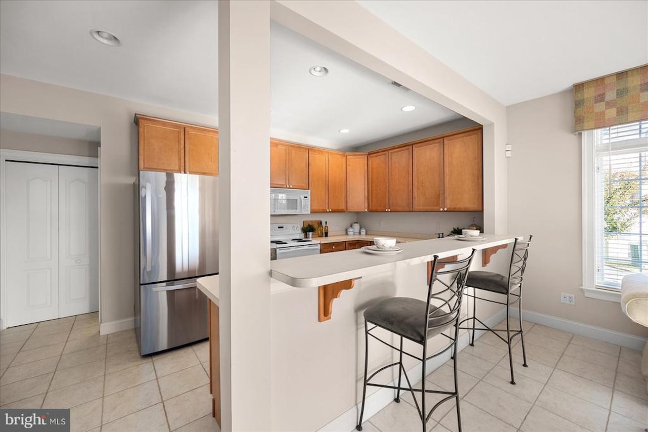 Sunrise Cove Real Estate for Sale - 12901 Old Bridge Rd #8 PH 2 in Ocean City Photo 43
