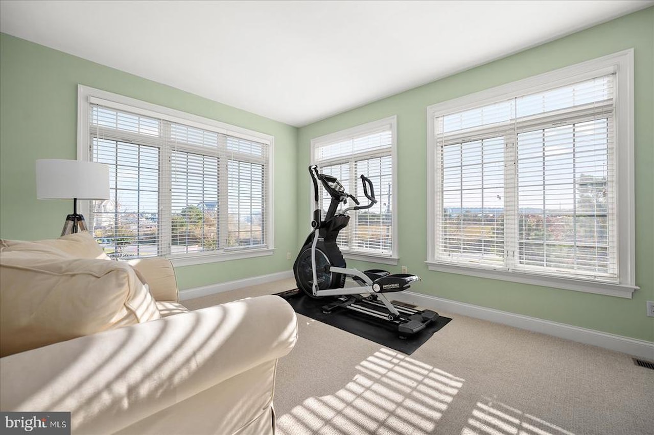 Sunrise Cove Real Estate for Sale - 12901 Old Bridge Rd #8 PH 2 in Ocean City Photo 28