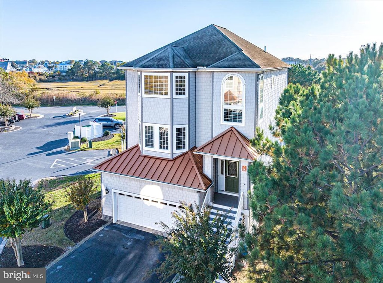 Sunrise Cove Real Estate for Sale - 12901 Old Bridge Rd #8 PH 2 in Ocean City Photo 3