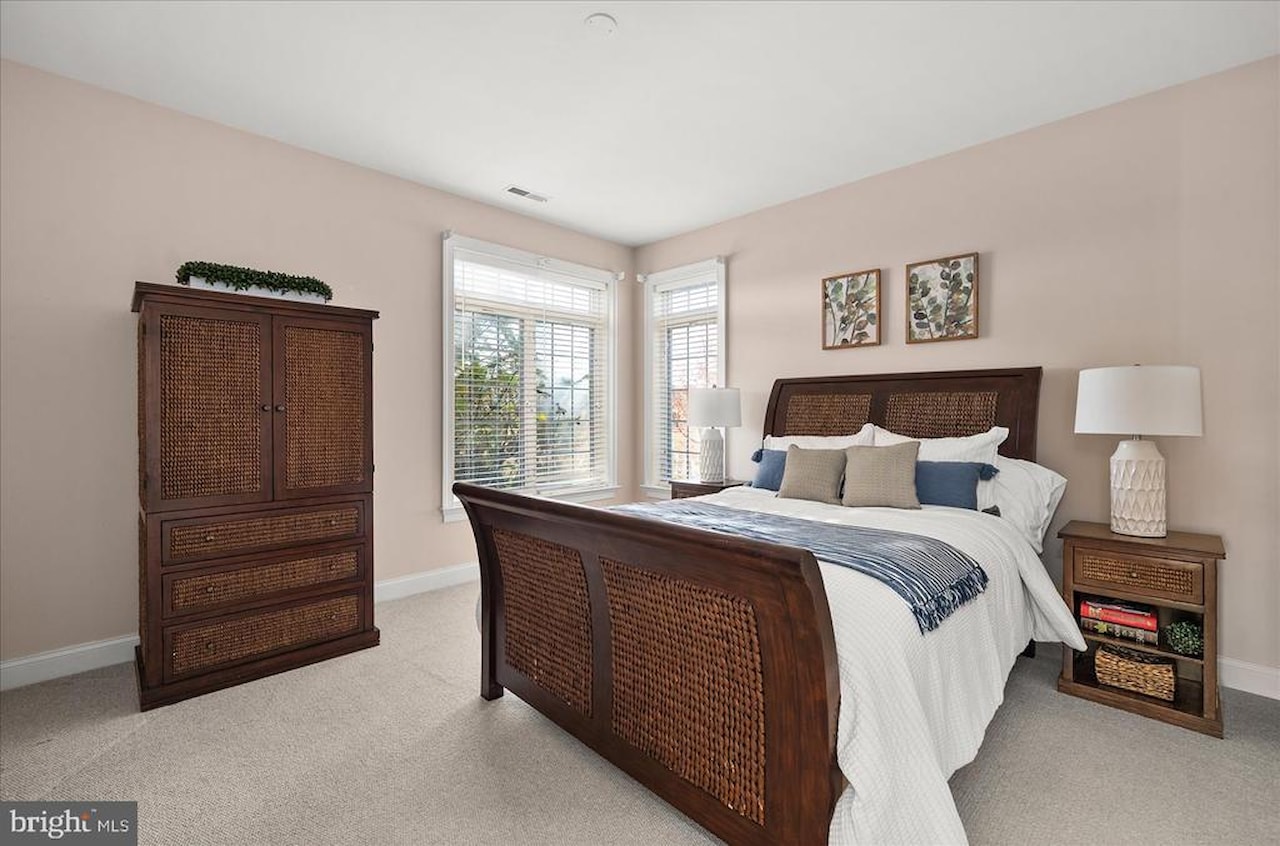 Sunrise Cove Real Estate for Sale - 12901 Old Bridge Rd #8 PH 2 in Ocean City Photo 48