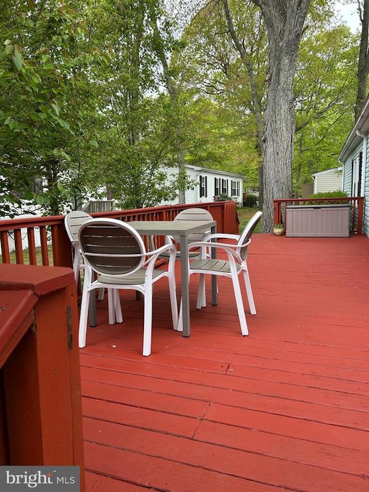  Real Estate for Sale - 3 Bay Vista Dr in Berlin Photo 5