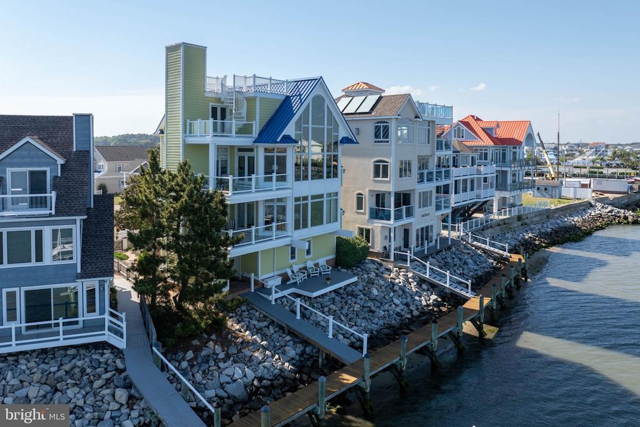  Real Estate for Sale - 12959 Harbor Rd in Ocean City Photo 4