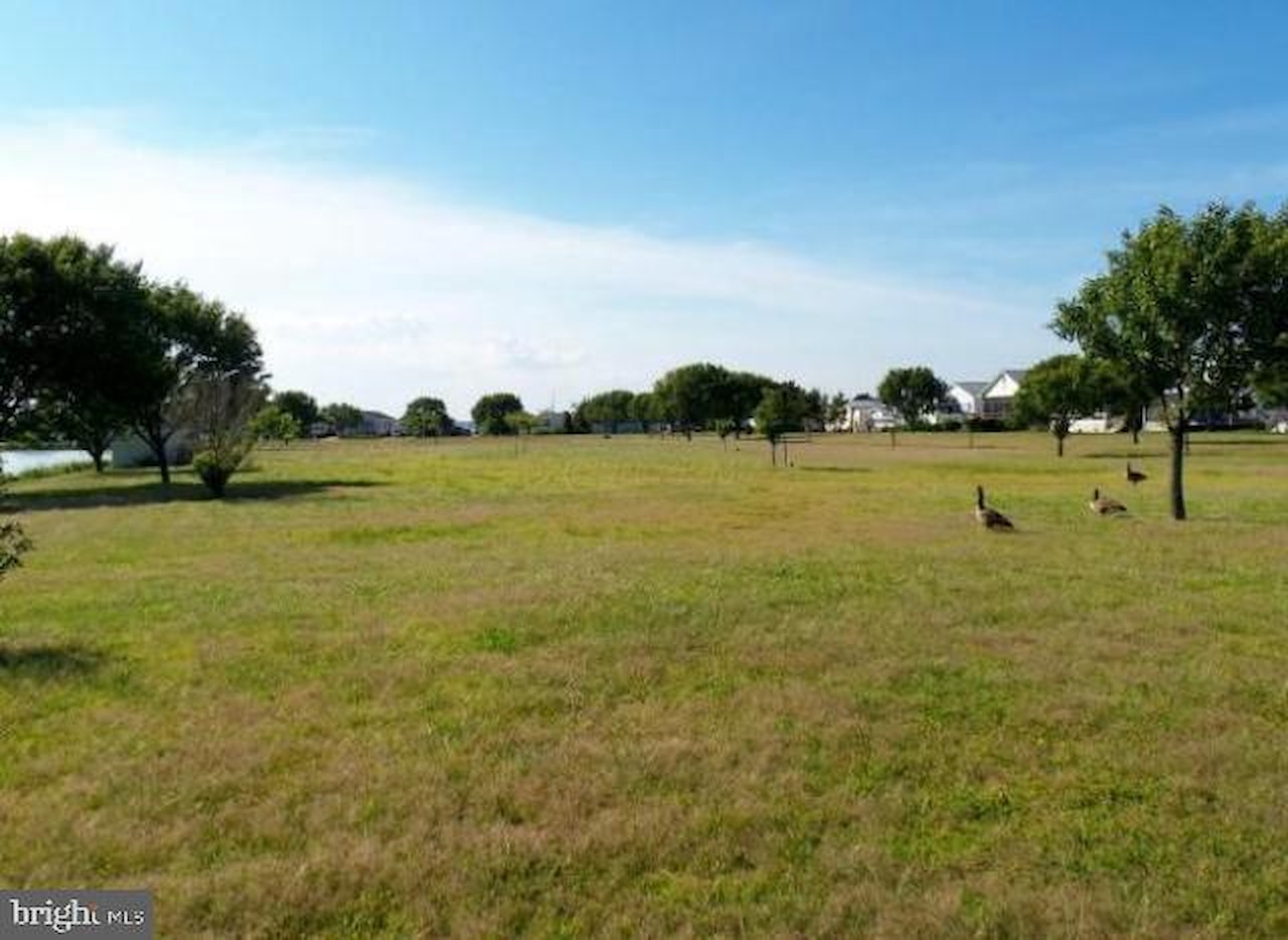  Real Estate for Sale - 105 Assateague Ct in Ocean City Photo 29