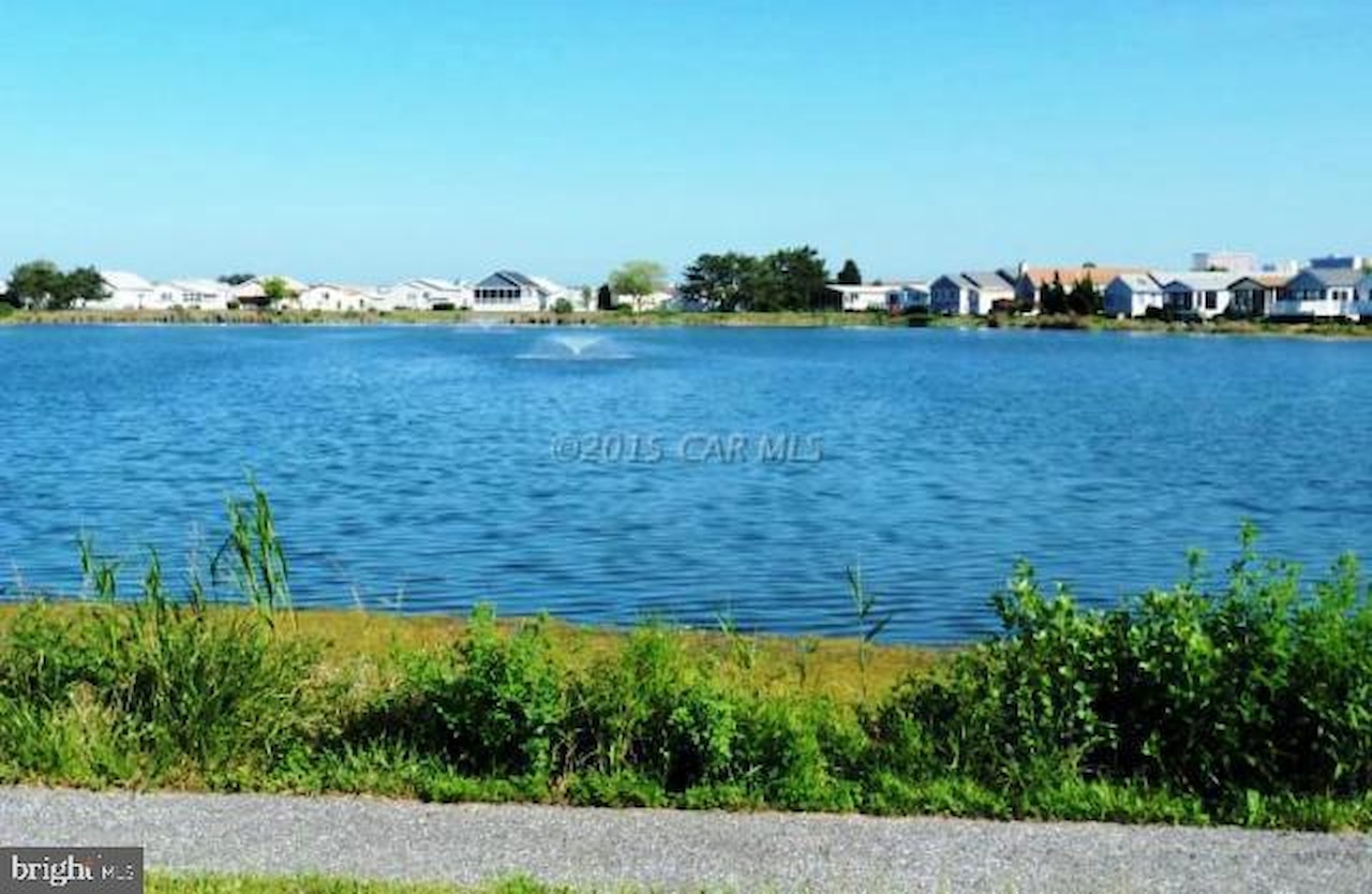  Real Estate for Sale - 105 Assateague Ct in Ocean City Photo 23