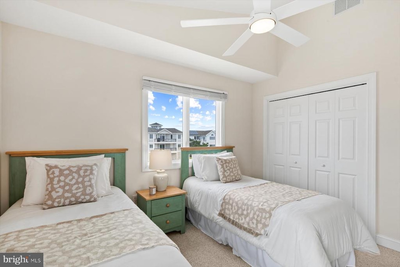  Real Estate for Sale - 6 S Shore Dr in North Bethany Photo 36