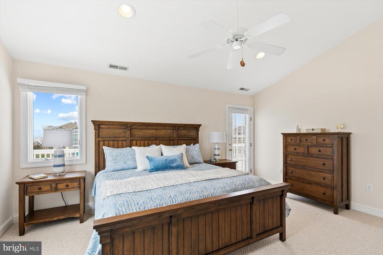  Real Estate for Sale - 6 S Shore Dr in North Bethany Photo 26