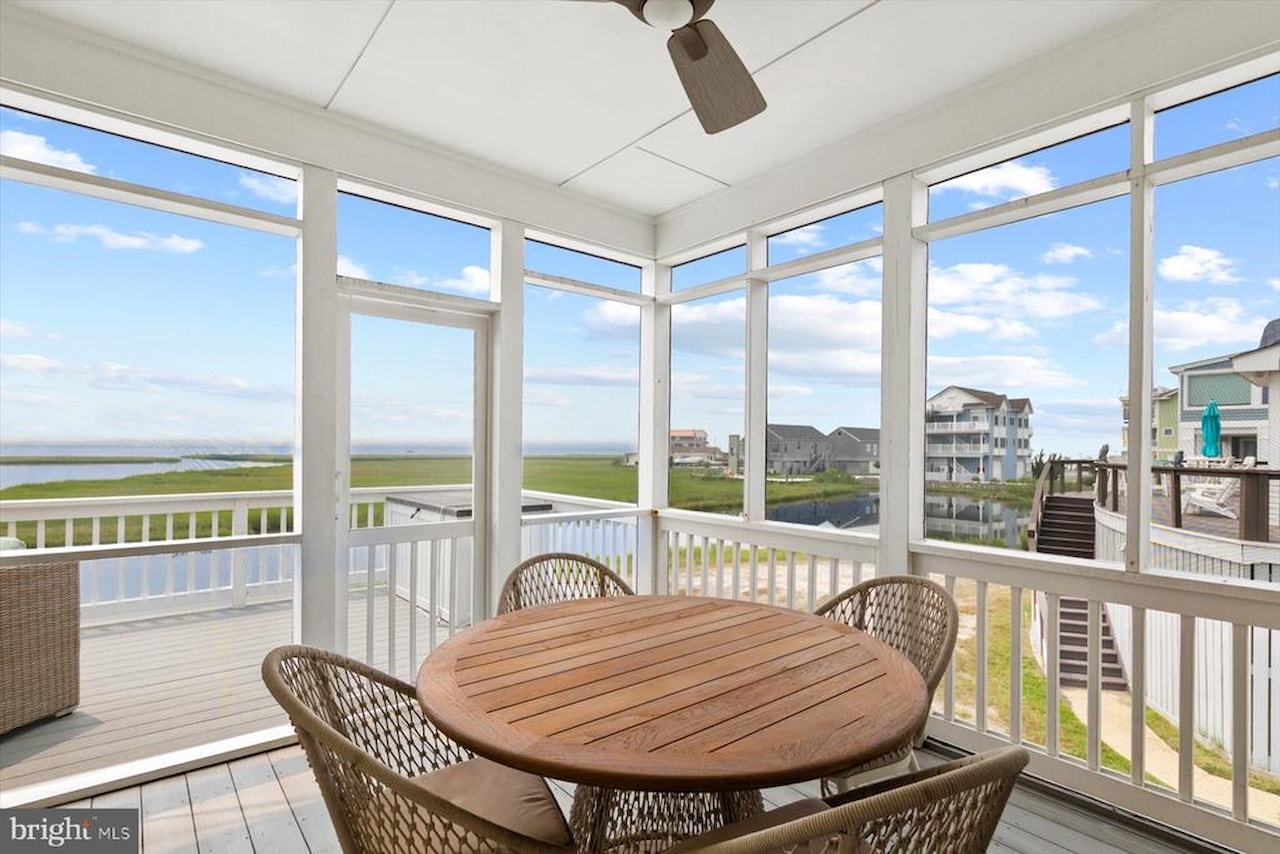 Real Estate for Sale - 6 S Shore Dr in North Bethany Photo 23
