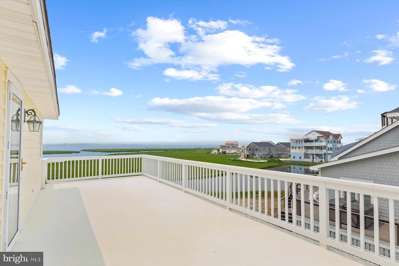  Real Estate for Sale - 6 S Shore Dr in North Bethany Photo 37