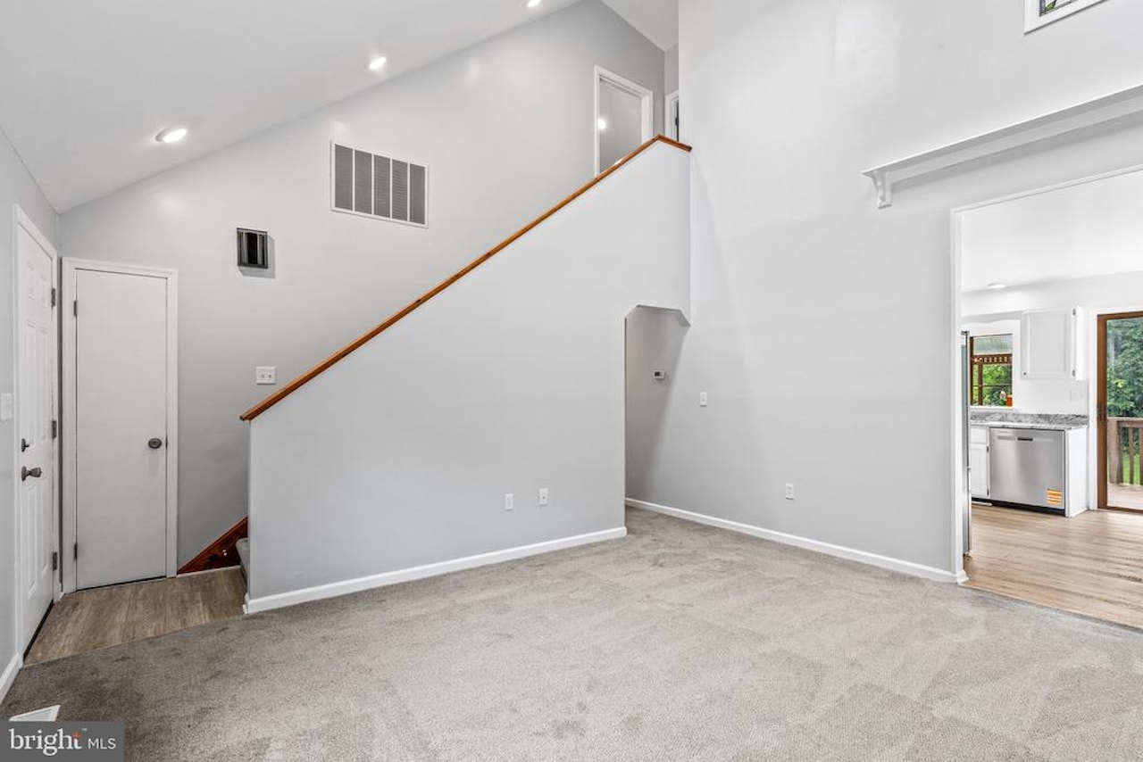  Real Estate for Sale - 15 Raft Rd in Ocean Pines Photo 16