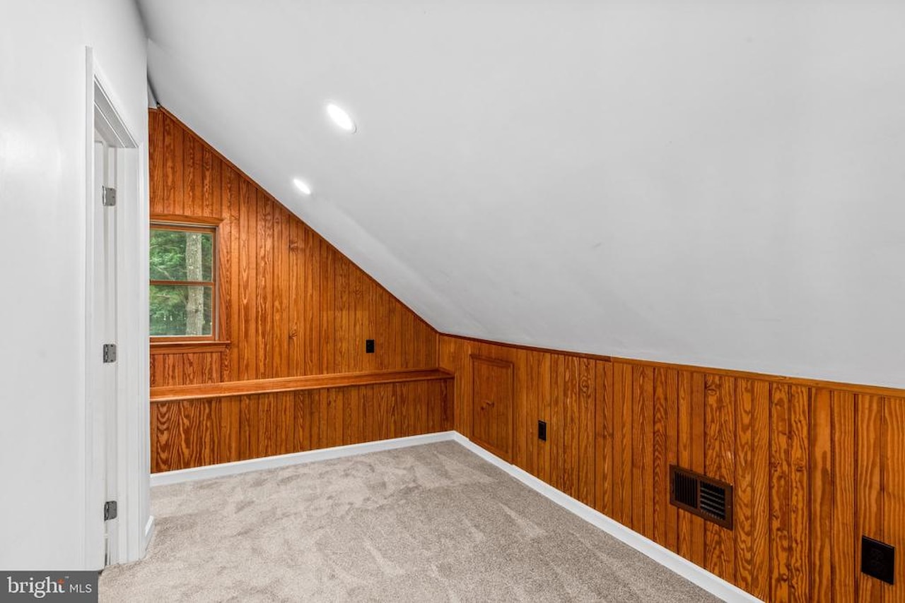  Real Estate for Sale - 15 Raft Rd in Ocean Pines Photo 9