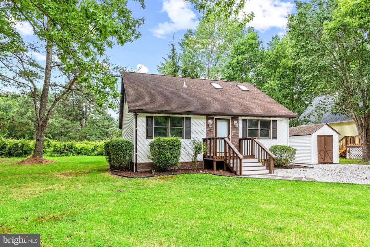 Real Estate for Sale - 15 Raft Rd in Ocean Pines Photo 3