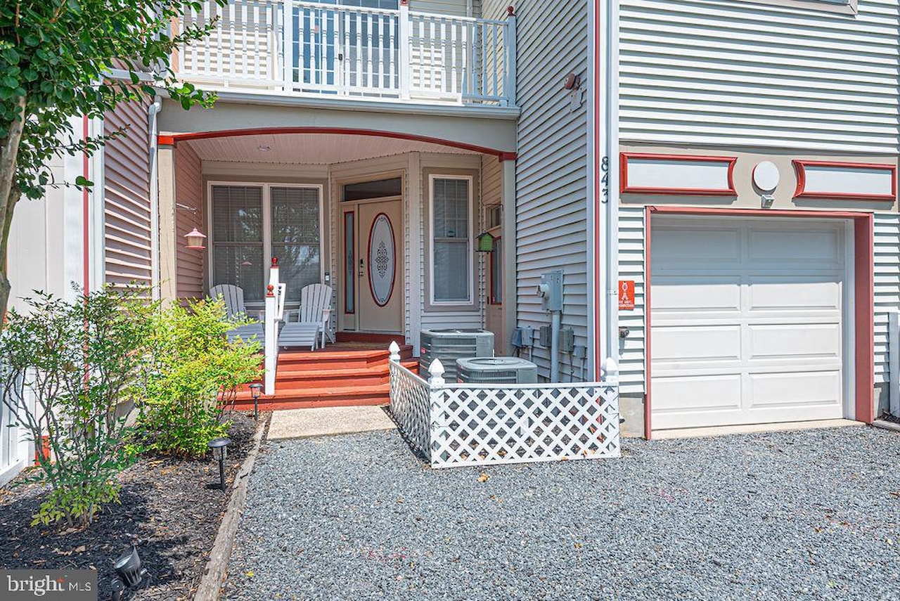 Marina Village Real Estate for Sale - 843 Yacht Club Dr in Ocean Pines Photo 9