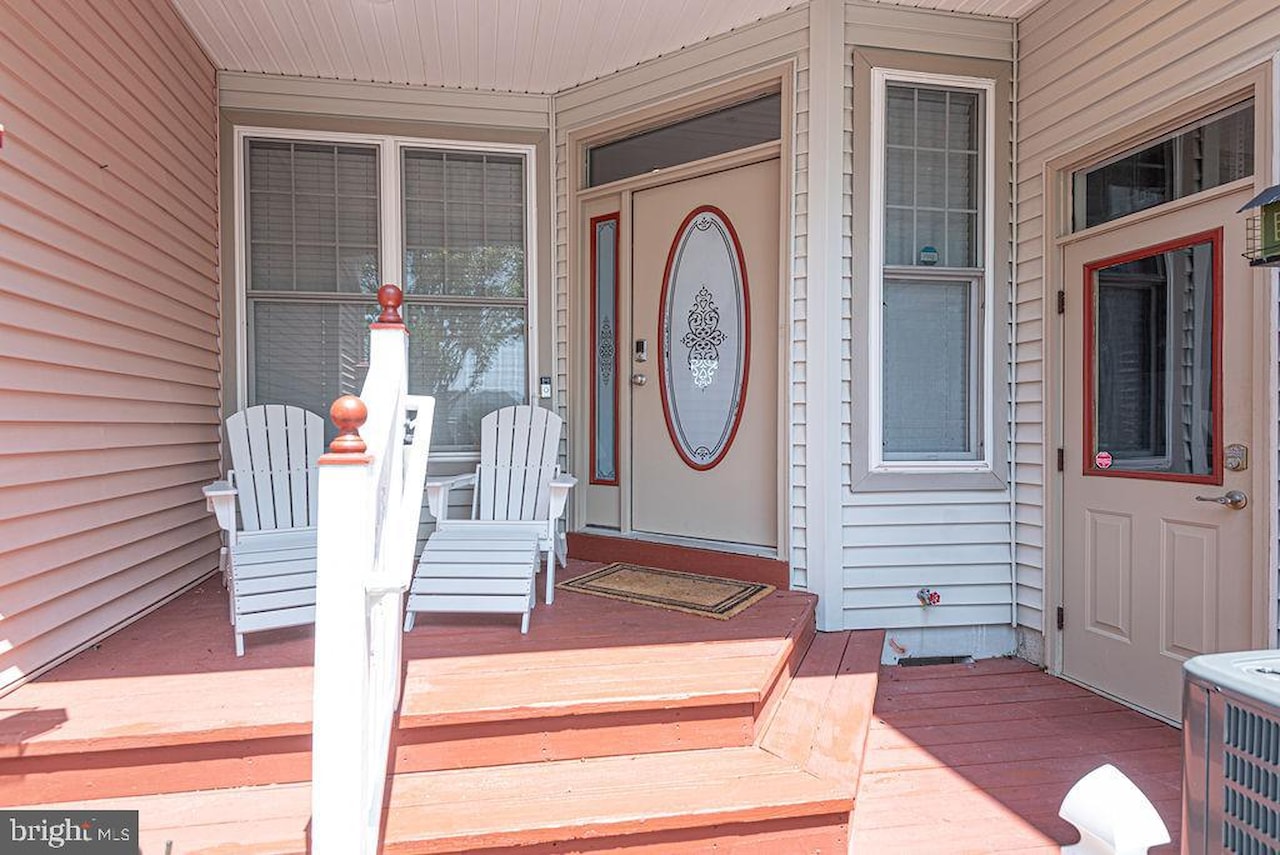 Marina Village Real Estate for Sale - 843 Yacht Club Dr in Ocean Pines Photo 10
