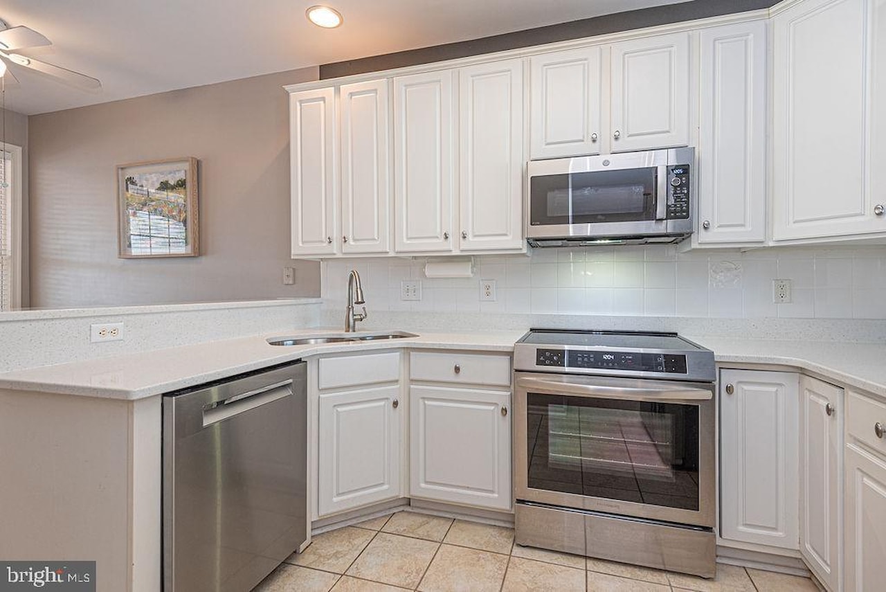 Marina Village Real Estate for Sale - 843 Yacht Club Dr in Ocean Pines Photo 20