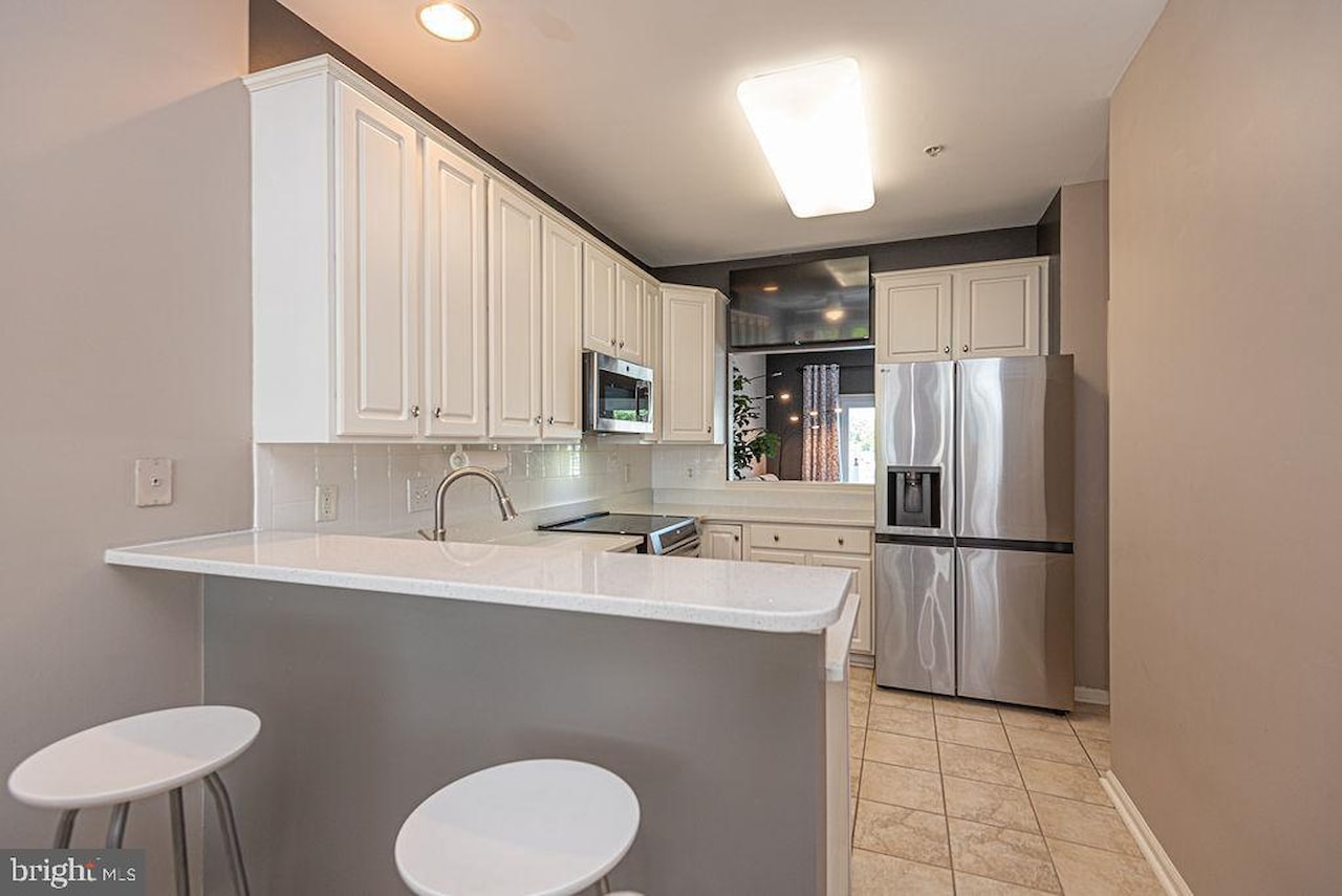 Marina Village Real Estate for Sale - 843 Yacht Club Dr in Ocean Pines Photo 17