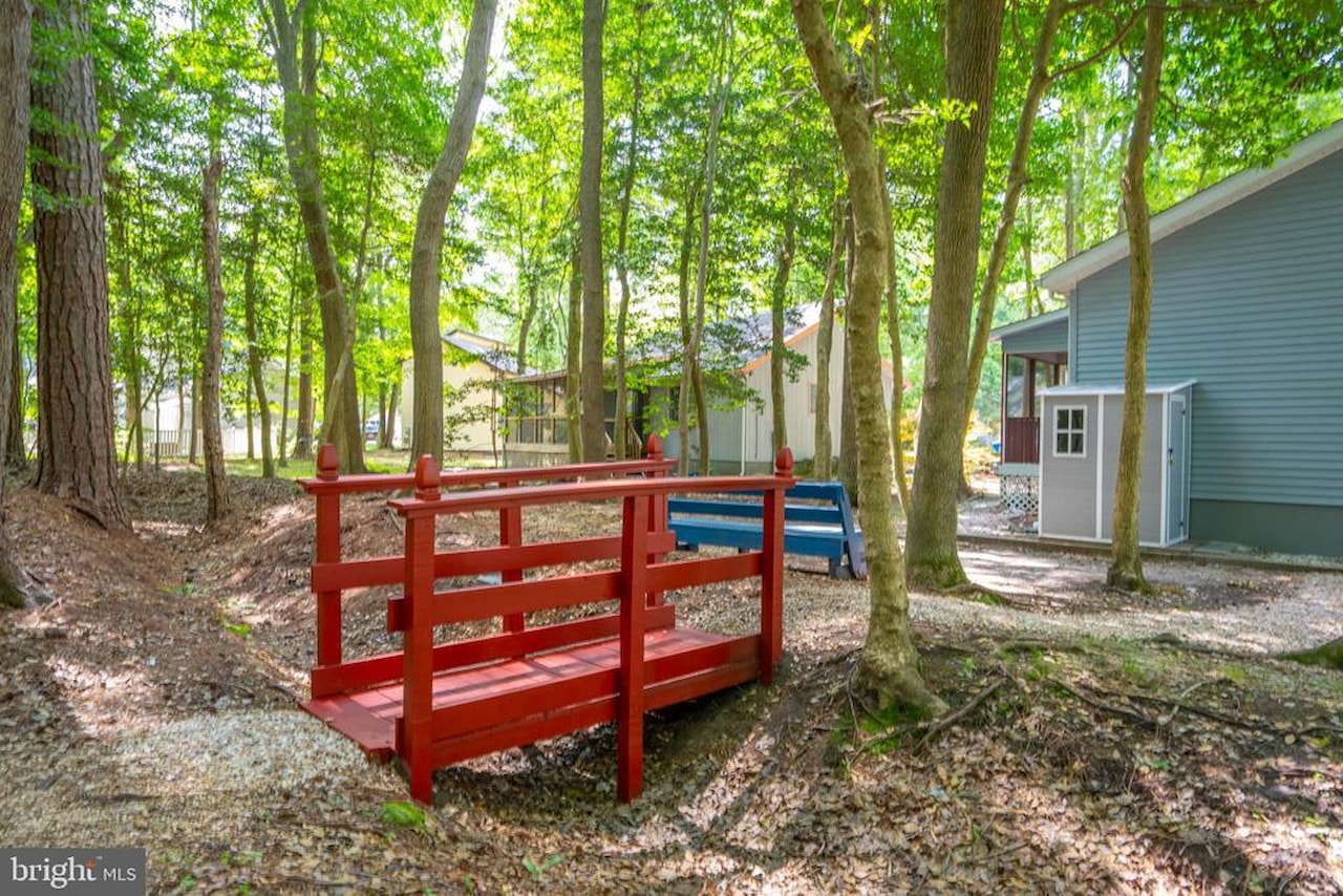 Real Estate for Sale - 15 Lord Guy Terrace in Ocean Pines Photo 39