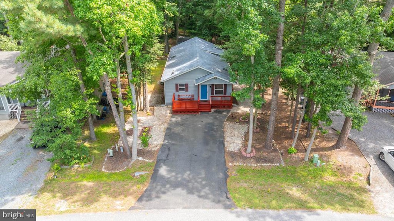 Real Estate for Sale - 15 Lord Guy Terrace in Ocean Pines Photo 41