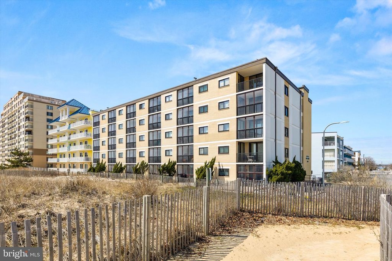 Boca Grande Real Estate for Sale - 5907 Atlantic Ave #205 in Ocean City Photo 36