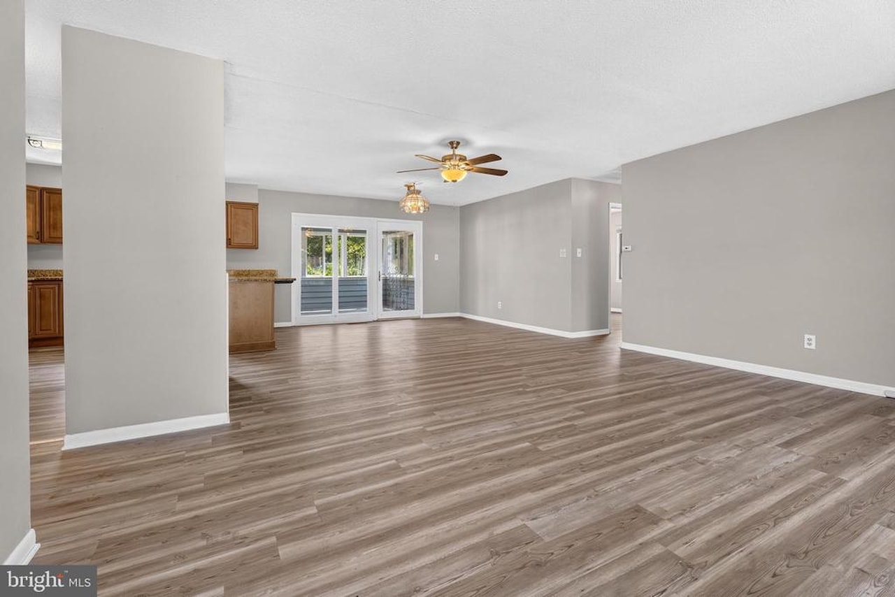  Real Estate for Sale - 779 Ocean Parkway in Ocean Pines Photo 2