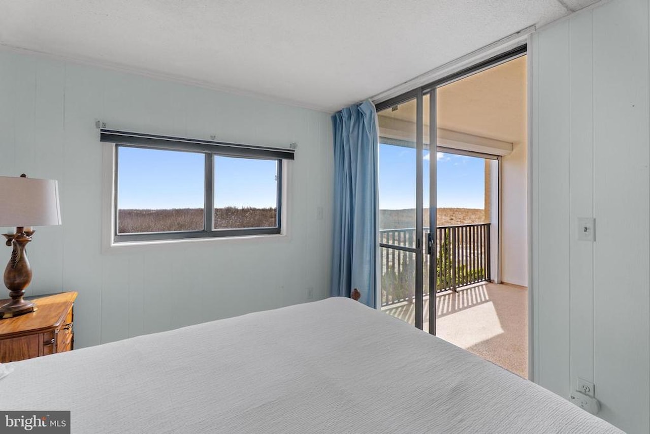 Boca Grande Real Estate for Sale - 5907 Atlantic Ave #205 in Ocean City Photo 4