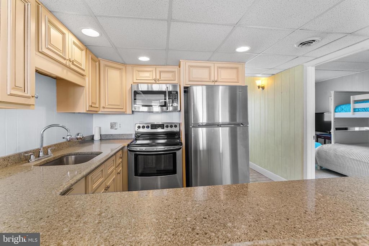 Boca Grande Real Estate for Sale - 5907 Atlantic Ave #205 in Ocean City Photo 23