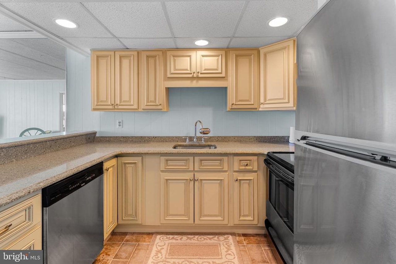 Boca Grande Real Estate for Sale - 5907 Atlantic Ave #205 in Ocean City Photo 24