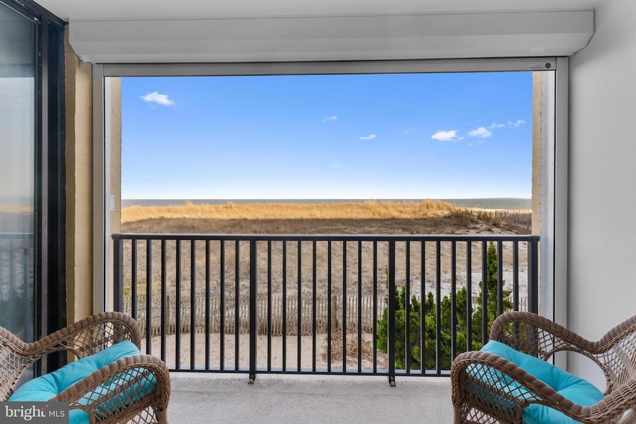 Boca Grande Real Estate for Sale - 5907 Atlantic Ave #205 in Ocean City