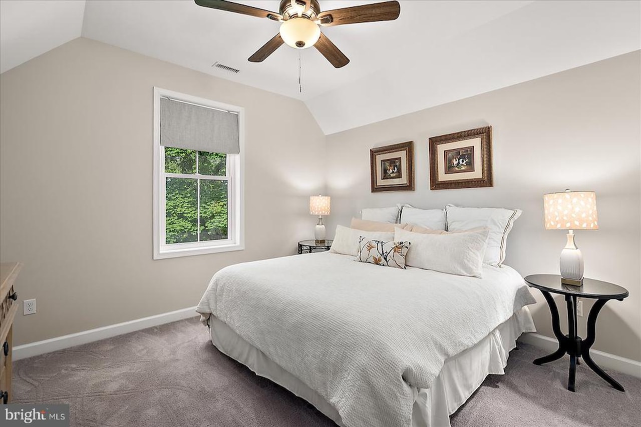  Real Estate for Sale - 11409 Maid At Arms Ln in Berlin Photo 37