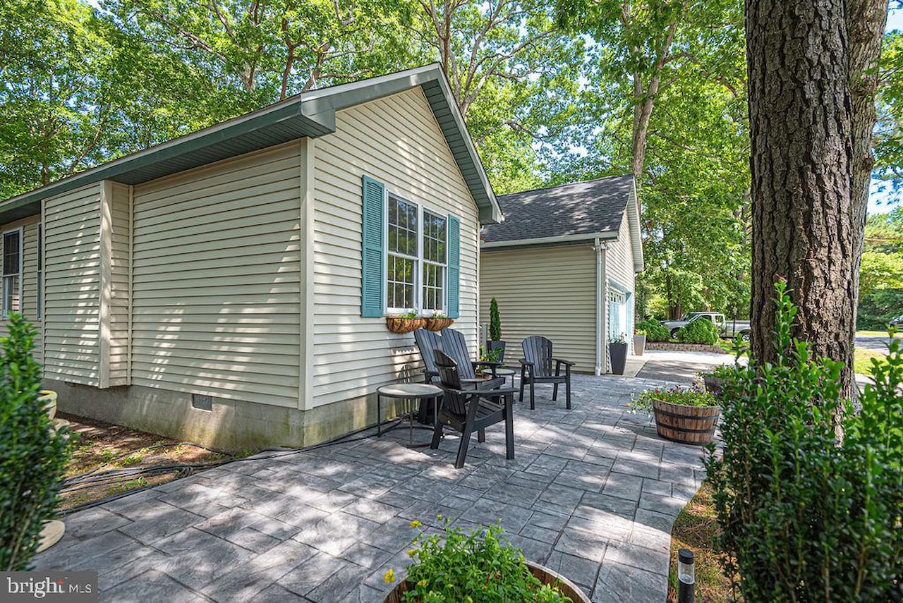  Real Estate for Sale - 1036 Ocean Parkway in Ocean Pines Photo 3