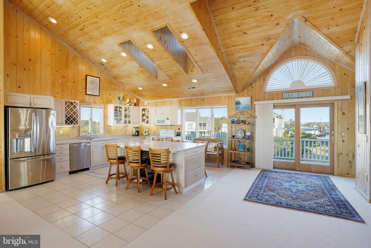  Real Estate for Sale - 37135 Ocean Park Ln in Fenwick Island Photo 22
