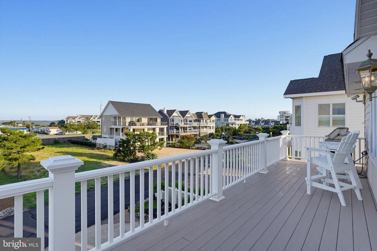  Real Estate for Sale - 37135 Ocean Park Ln in Fenwick Island Photo 37
