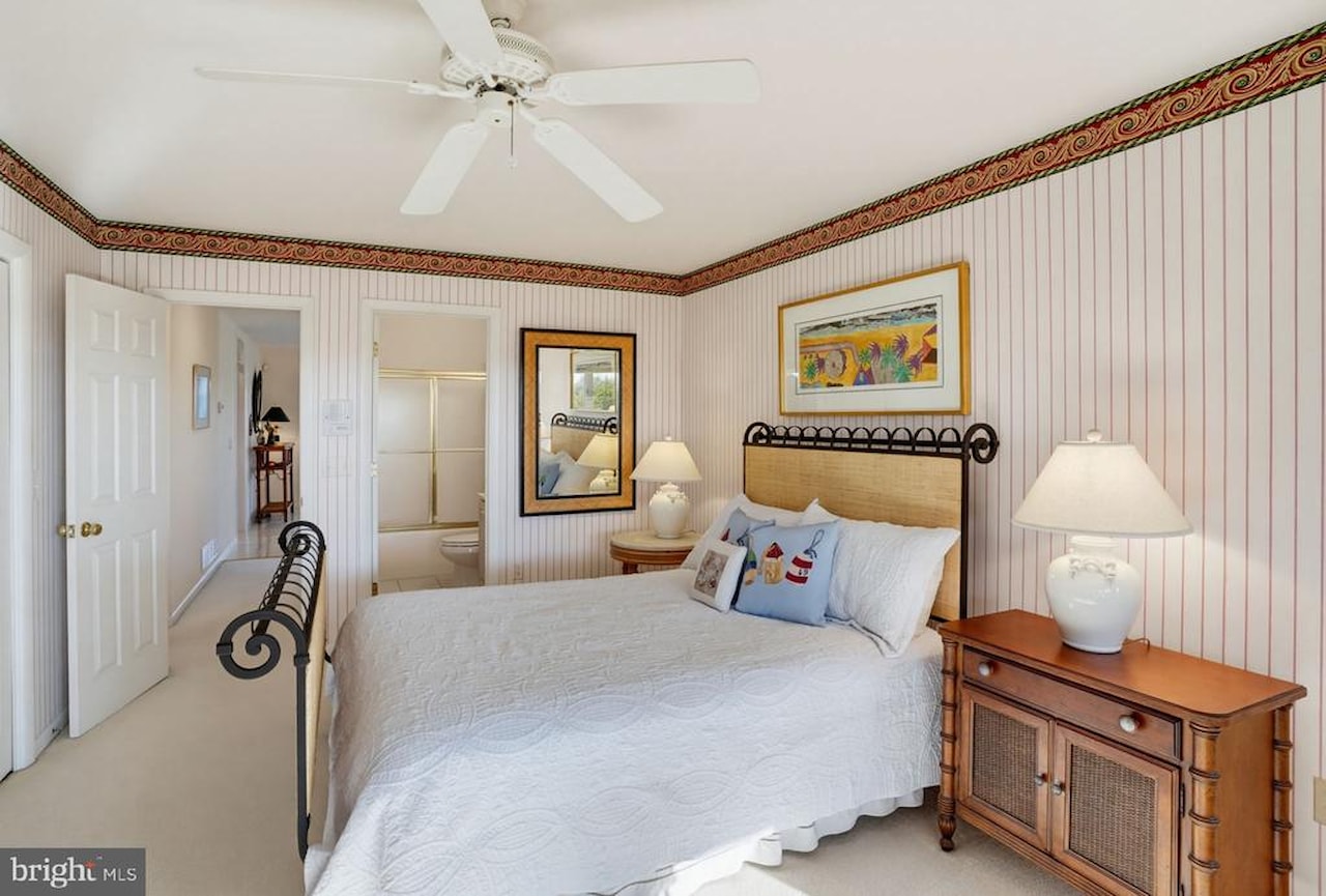  Real Estate for Sale - 37135 Ocean Park Ln in Fenwick Island Photo 48