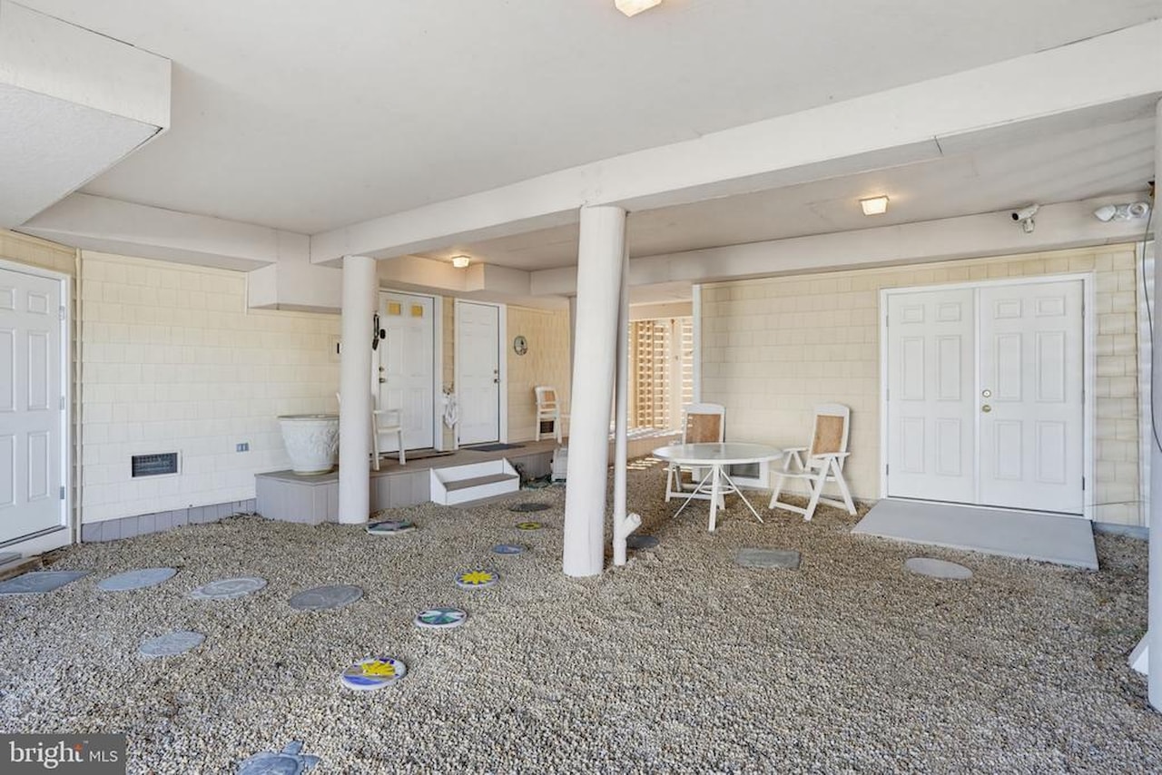  Real Estate for Sale - 37135 Ocean Park Ln in Fenwick Island Photo 65