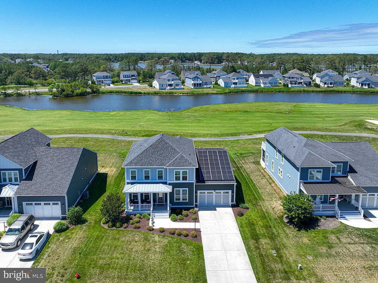  Real Estate for Sale - 10121 Fast Colors Ln in Berlin