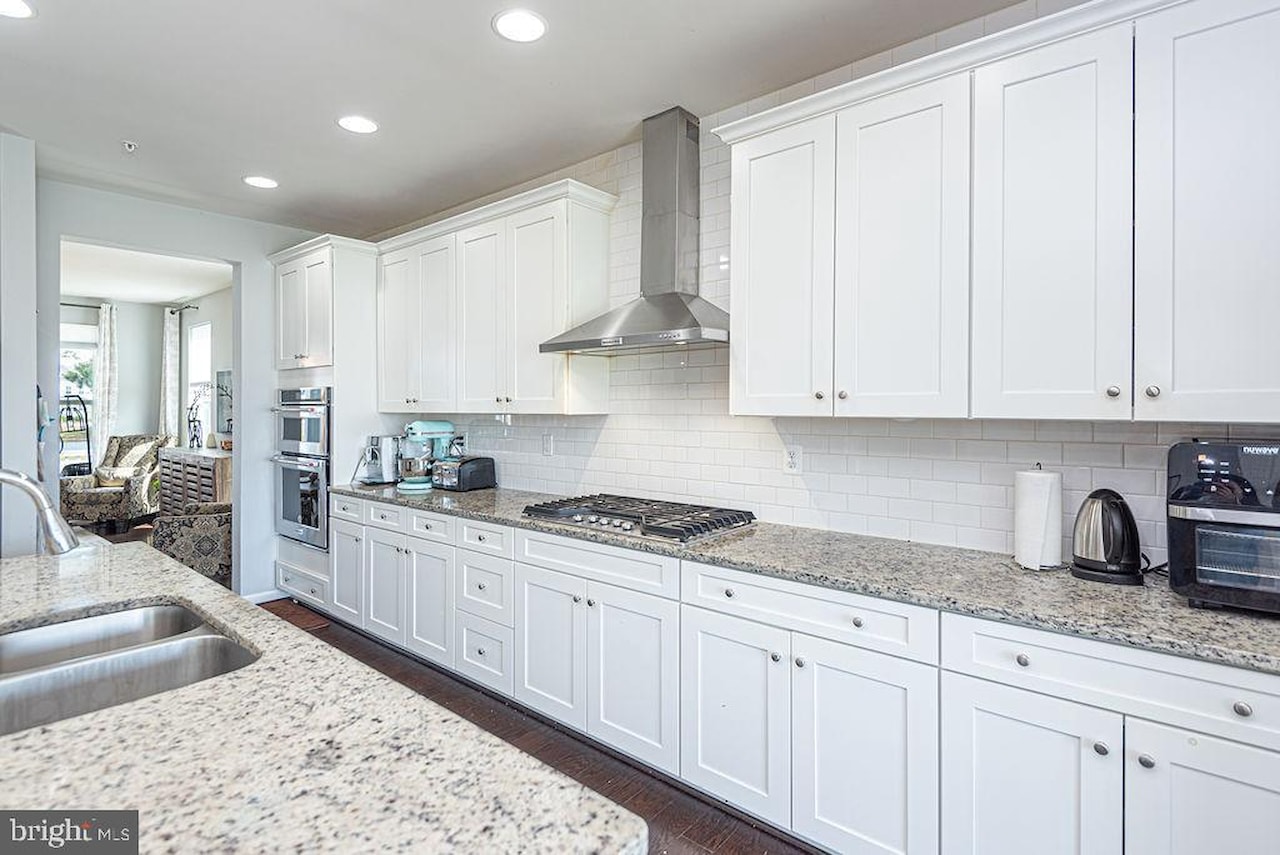  Real Estate for Sale - 10121 Fast Colors Ln in Berlin Photo 19