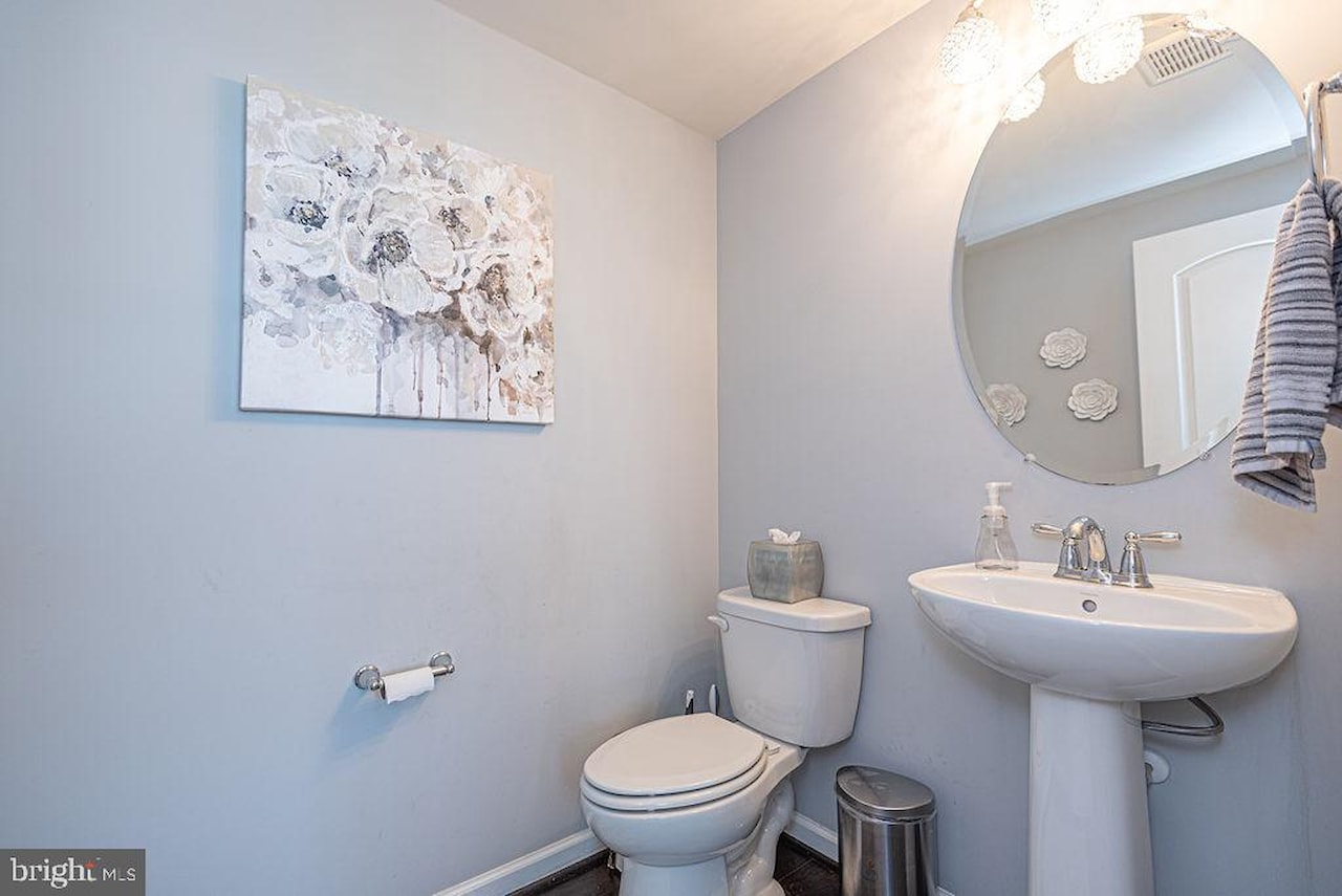  Real Estate for Sale - 10121 Fast Colors Ln in Berlin Photo 30