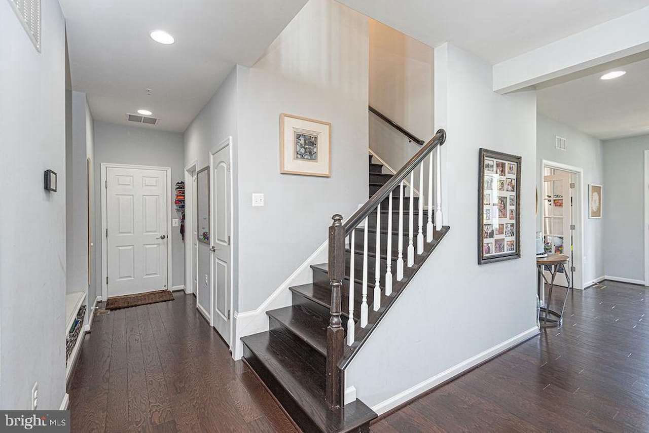  Real Estate for Sale - 10121 Fast Colors Ln in Berlin Photo 44