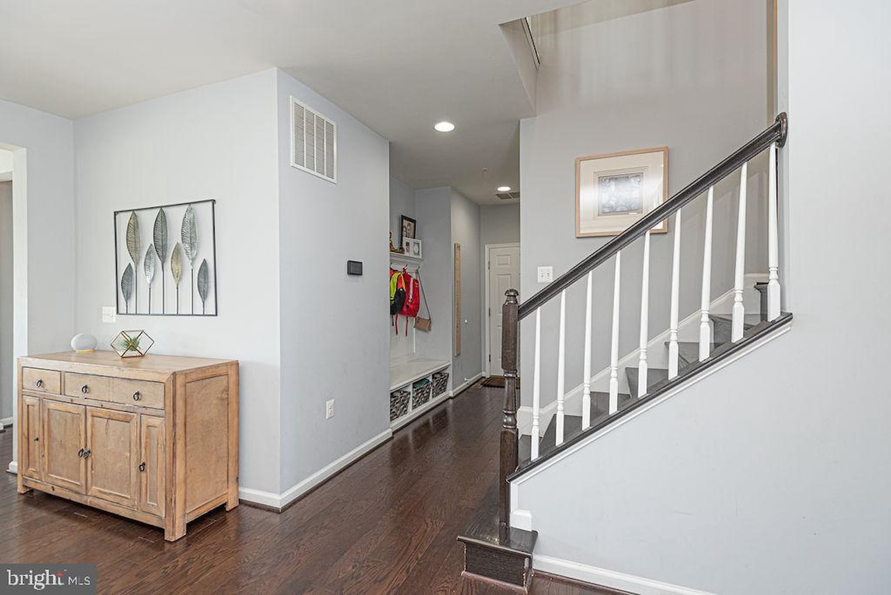  Real Estate for Sale - 10121 Fast Colors Ln in Berlin Photo 45