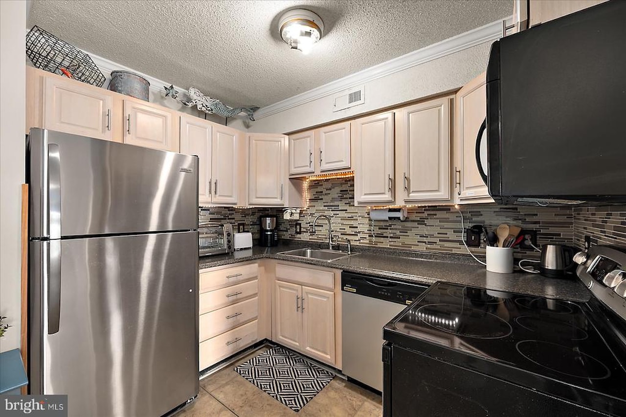Marylander Real Estate for Sale - 6 127th St #306 in Ocean City Photo 11