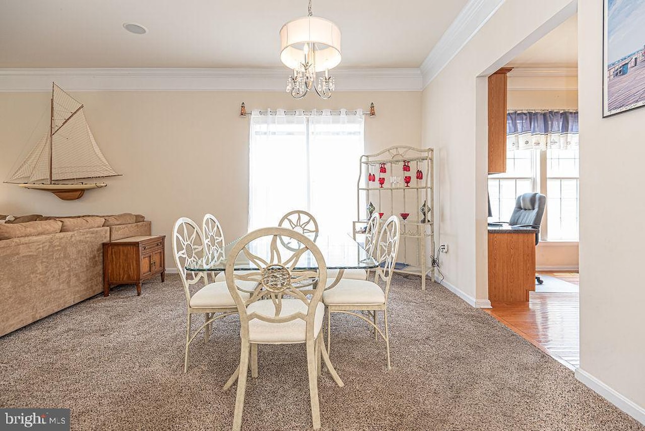  Real Estate for Sale - 6 Easton Ave in Ocean Pines Photo 8