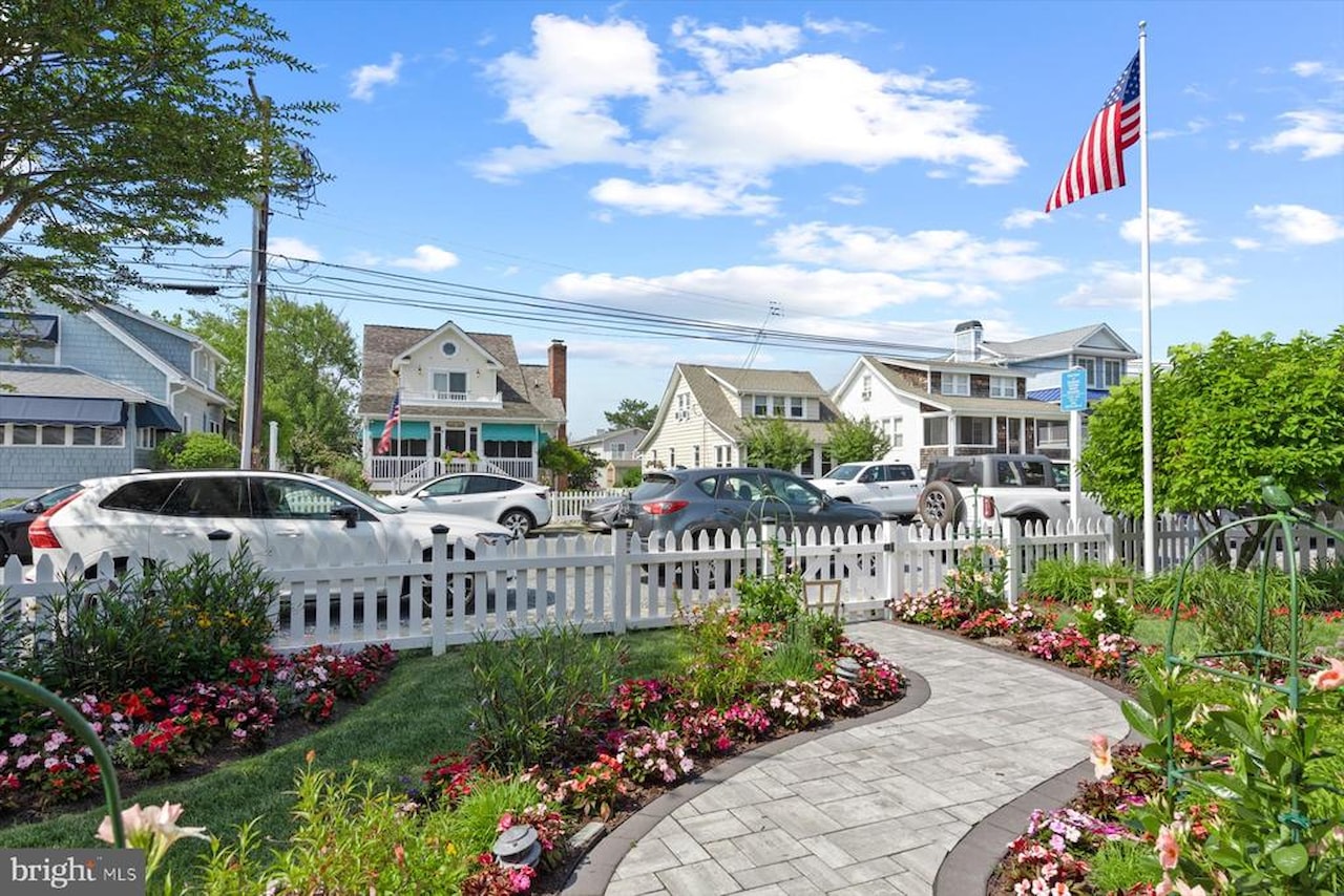 Real Estate for Sale - 110 Second St in Bethany Beach Photo 5