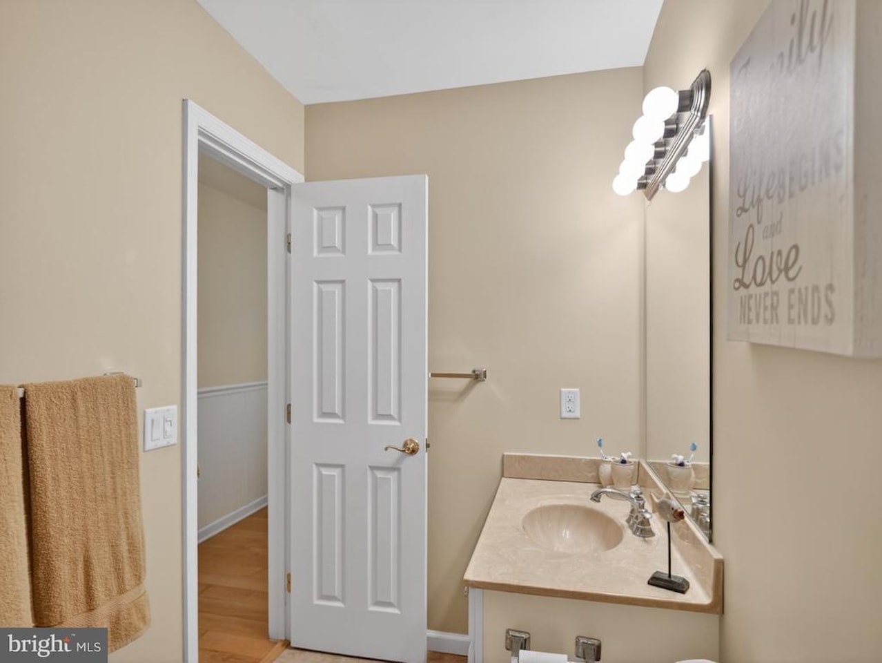  Real Estate for Sale - 103 Channel Buoy Rd in Ocean City Photo 24