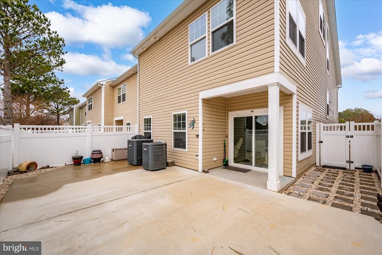  Real Estate for Sale - 9801 Mooring View Ln #56 in Ocean City Photo 55